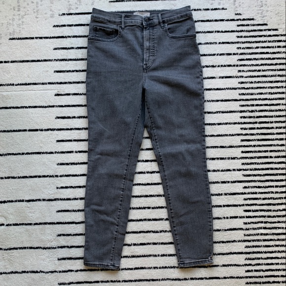 Everlane • Authentic Stretch Washed Black Ankle Jeans - Picture 2 of 5